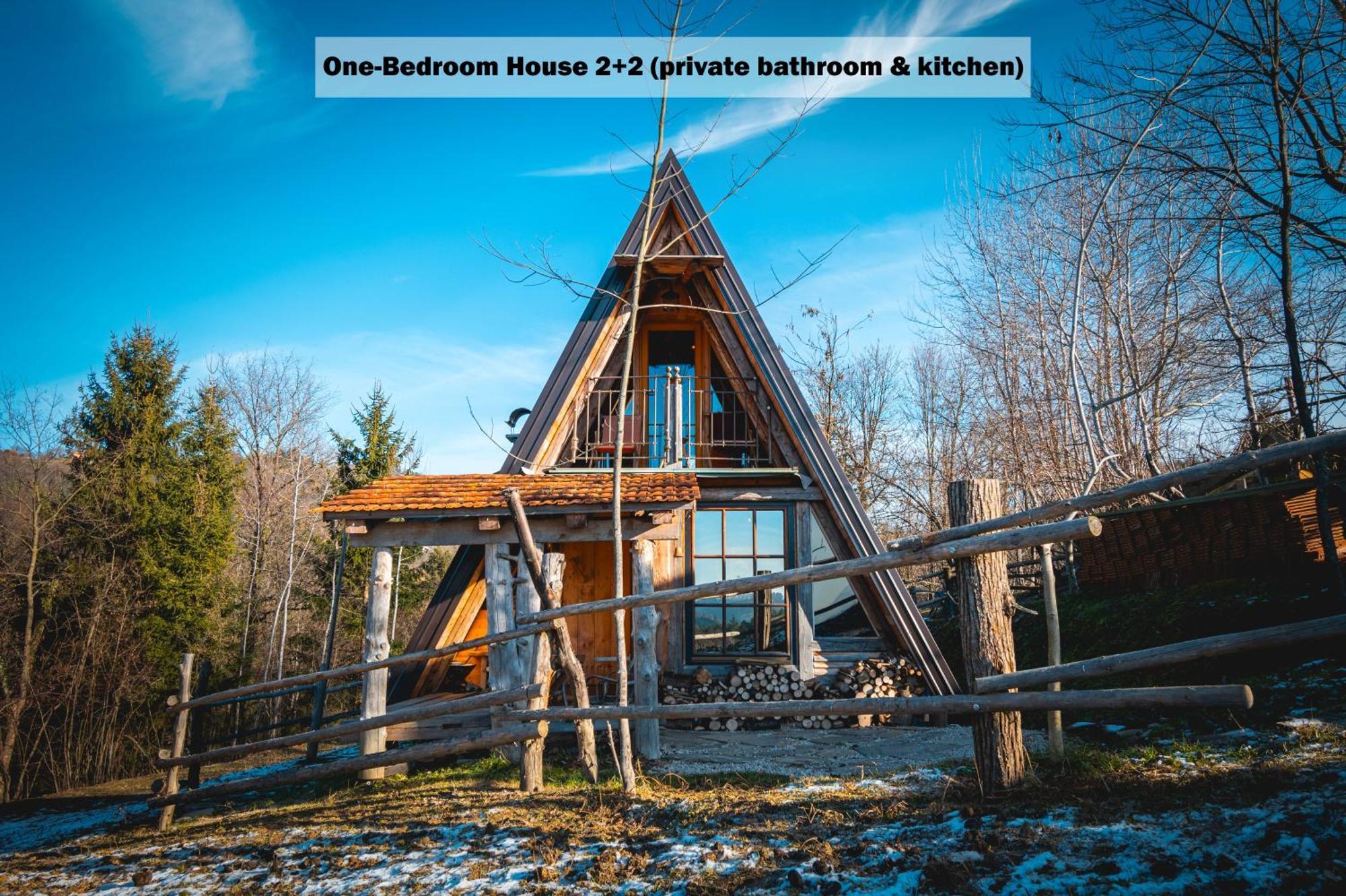 Hostal Ranch At Geta Razgorce Exterior foto
